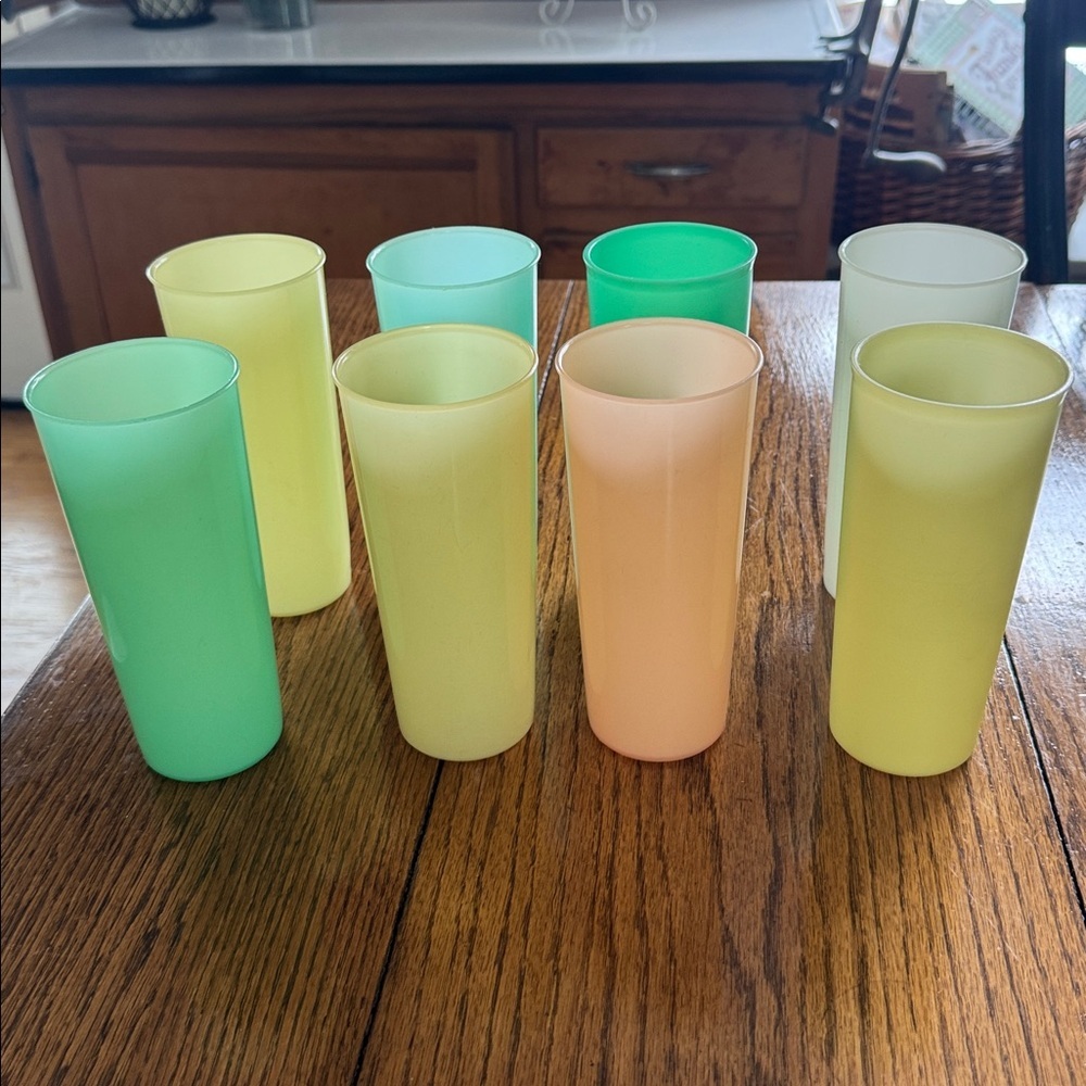 Vintage Tupperware 16oz pastel tumblers #107 - set of 8